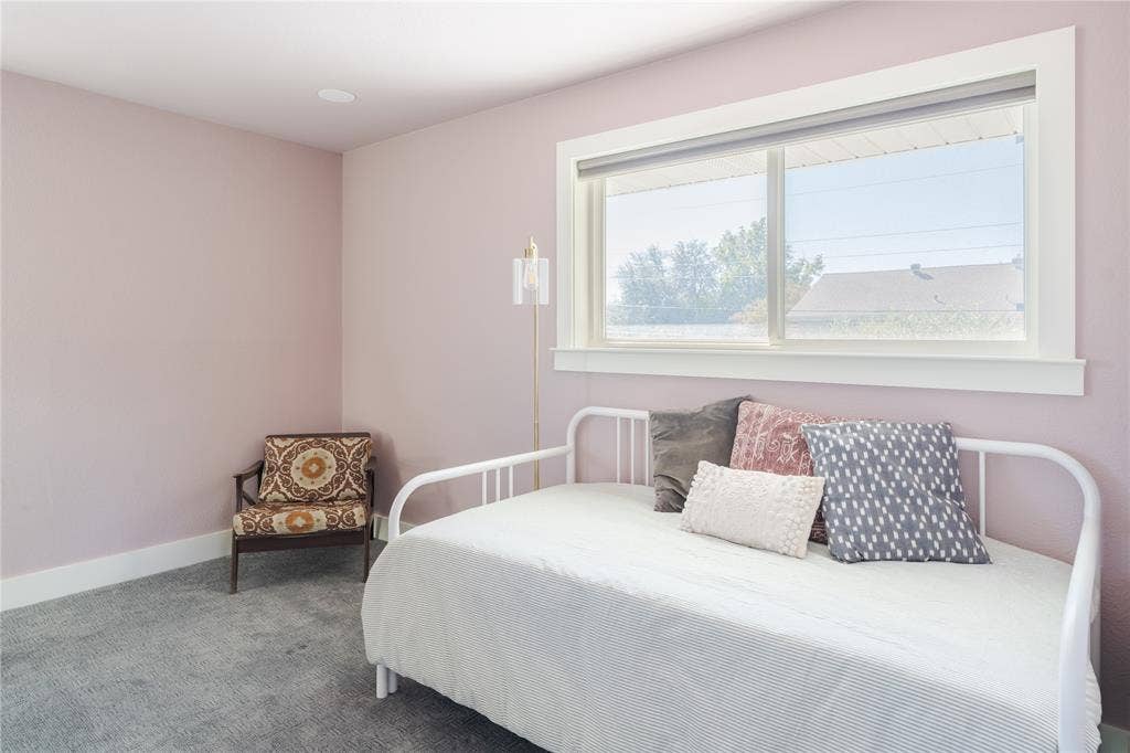 6112 E Lovers Lane, Dallas, TX 75214 6112 E Lovers Lane, Dallas, TX 75214