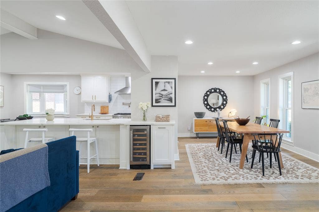 6112 E Lovers Lane, Dallas, TX 75214 6112 E Lovers Lane, Dallas, TX 75214