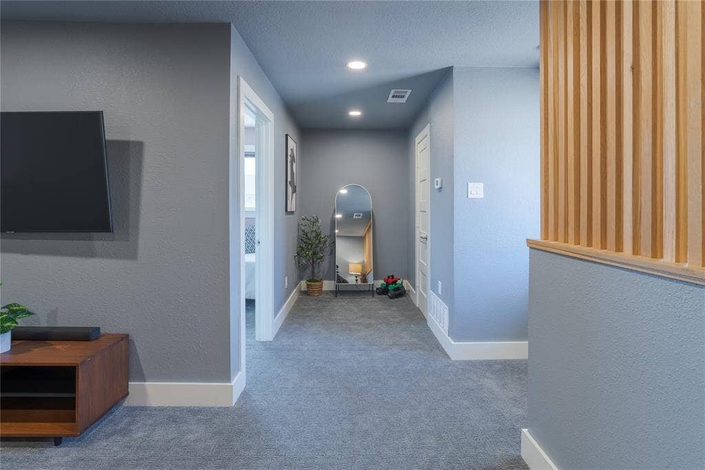 6112 E Lovers Lane, Dallas, TX 75214 6112 E Lovers Lane, Dallas, TX 75214