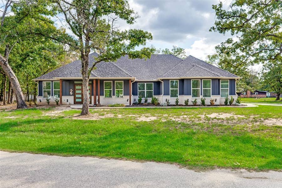 Property photo for 2 Deer Run Circle, Star Harbor, TX
