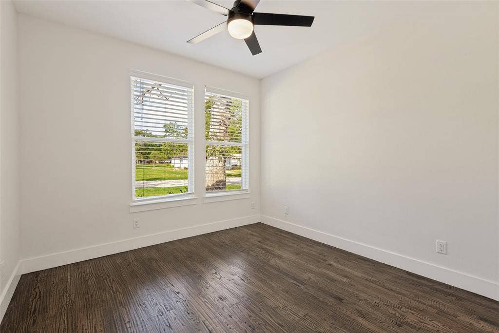 2 Deer Run Circle, Star Harbor, TX 75148