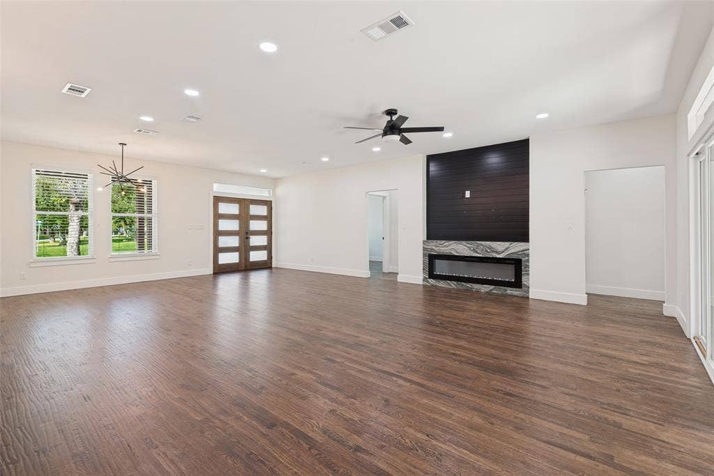2 Deer Run Circle, Star Harbor, TX 75148