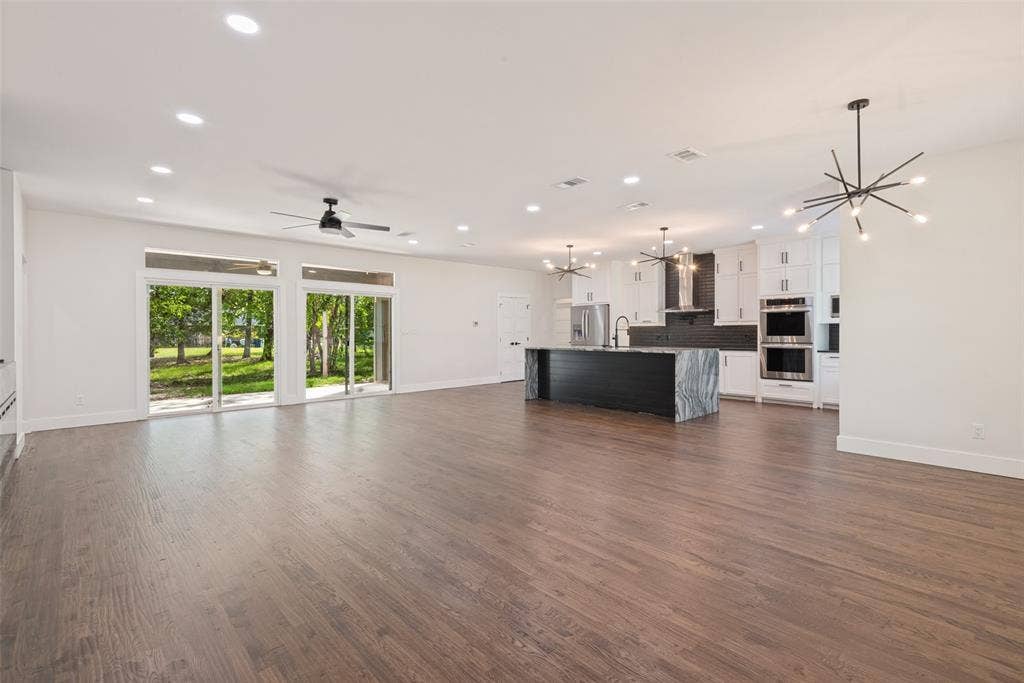 2 Deer Run Circle, Star Harbor, TX 75148