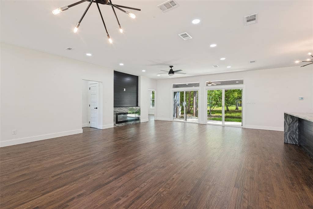 2 Deer Run Circle, Star Harbor, TX 75148