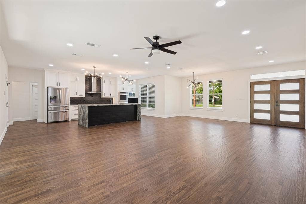 2 Deer Run Circle, Star Harbor, TX 75148