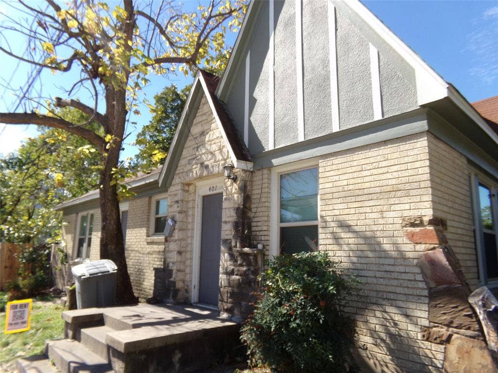 902 Centre Street, Dallas, TX 75208 902 Centre Street, Dallas, TX 75208