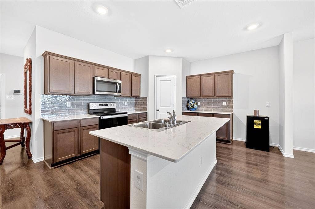 1415 Bridle Drive, Josephine, TX 75189 1415 Bridle Drive, Josephine, TX 75189
