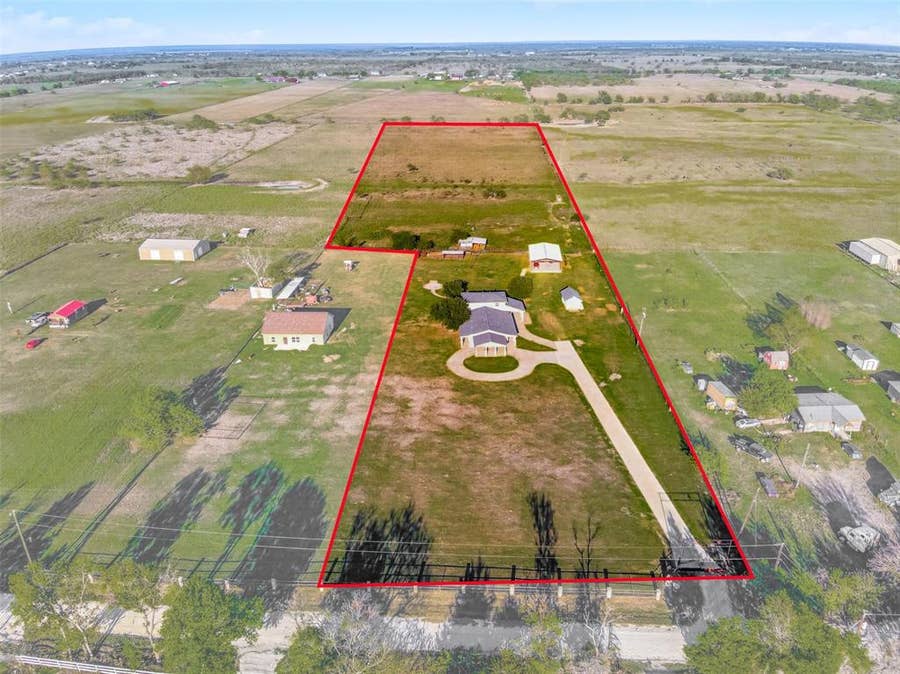 Property photo for 3594 NE County Road 190, Powell, TX