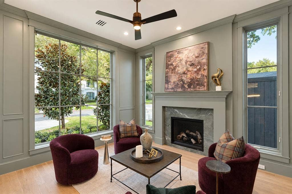 6304 Del Norte Lane, Dallas, TX 75225 Library