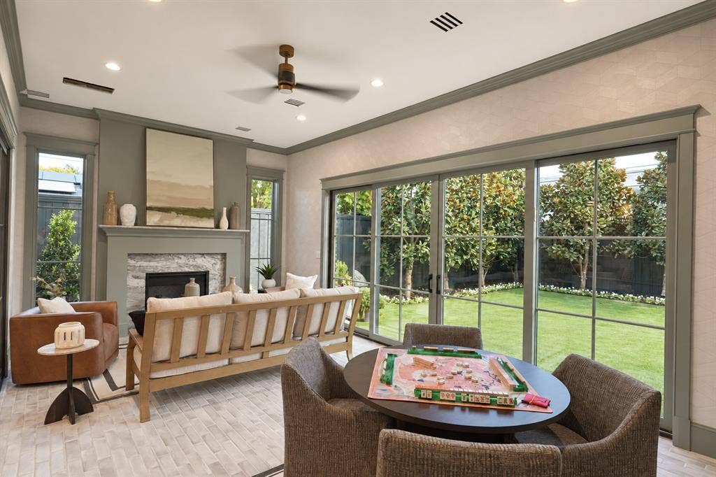 6304 Del Norte Lane, Dallas, TX 75225 All Season Room