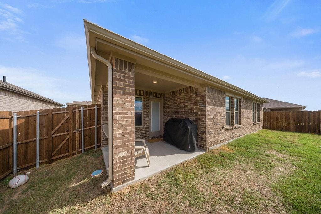 2606 Rockridge Drive, Crandall, TX 75114 2606 Rockridge Drive, Crandall, TX 75114