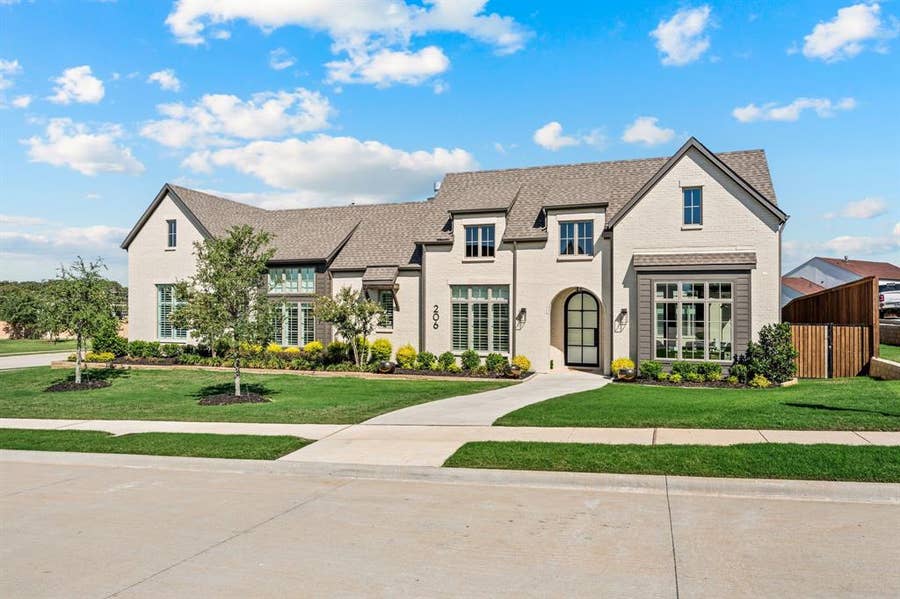 Property photo for 206 Laila Court, Colleyville, TX