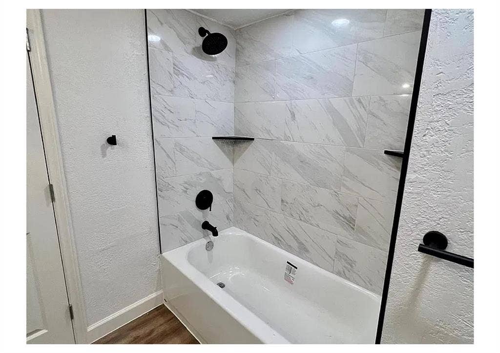1019 N Chandler Drive, #1017, Fort Worth, TX 76111