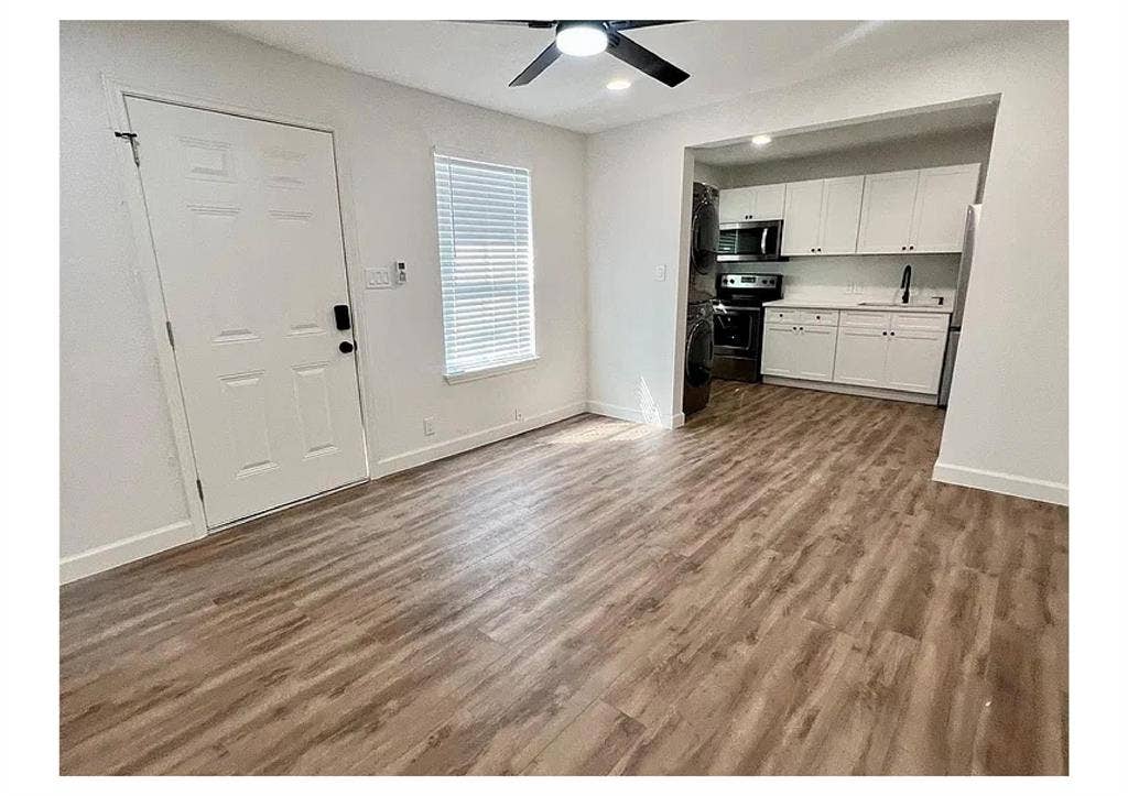 1019 N Chandler Drive, #1017, Fort Worth, TX 76111
