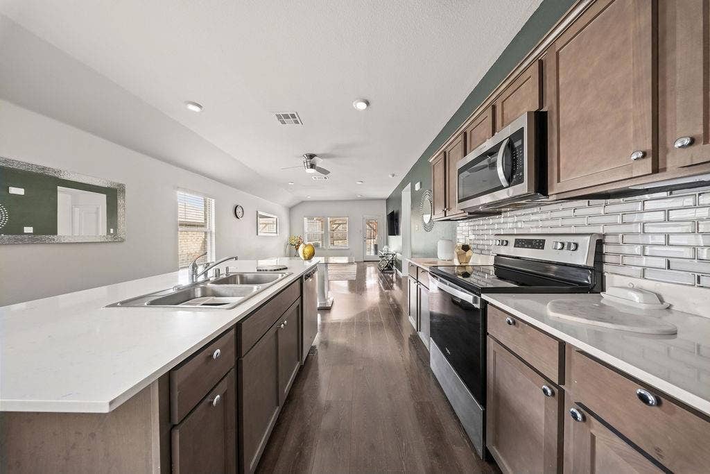 3459 Mildren Bend, Crandall, TX 75114 3459 Mildren Bend, Crandall, TX 75114