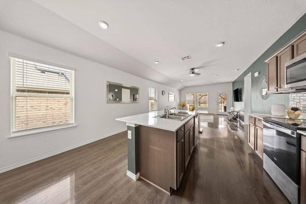 3459 Mildren Bend, Crandall, TX 75114 3459 Mildren Bend, Crandall, TX 75114