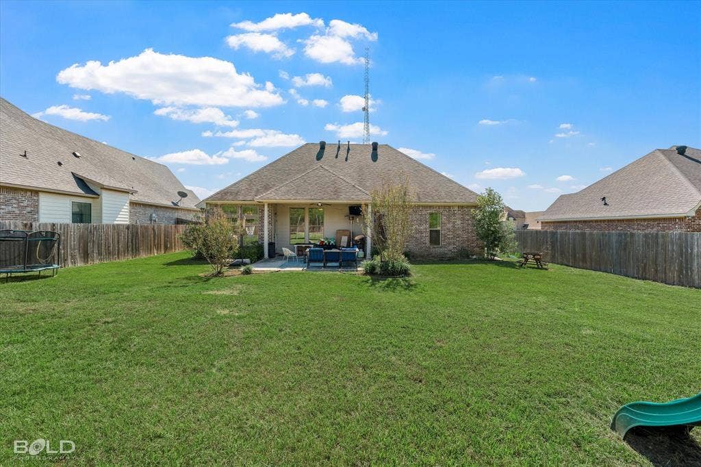 212 Panther Drive, Stonewall, LA 71078