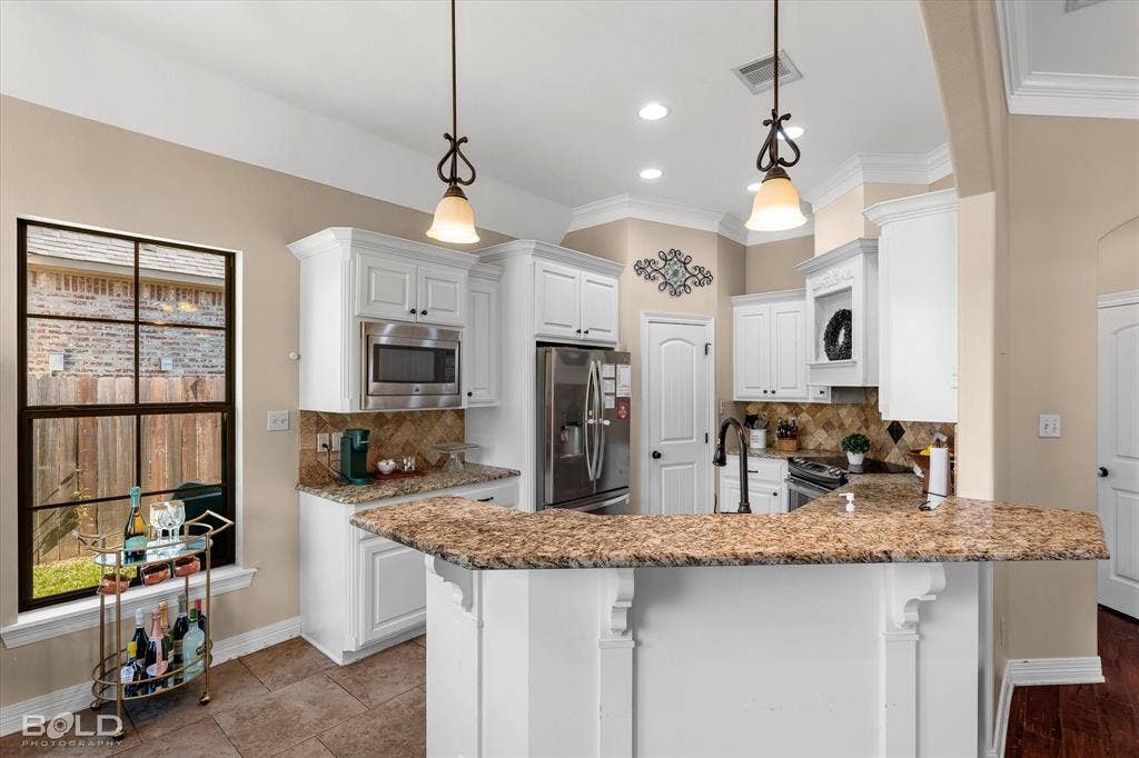212 Panther Drive, Stonewall, LA 71078