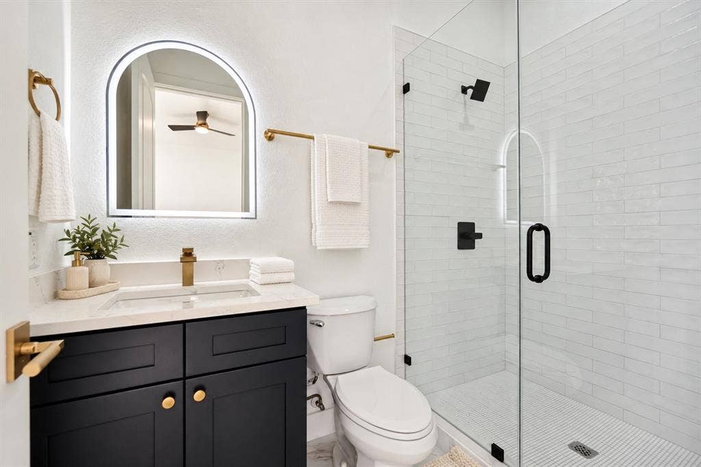 511 N Patton Street, Dallas, TX 75203 511 N Patton Street, Dallas, TX 75203