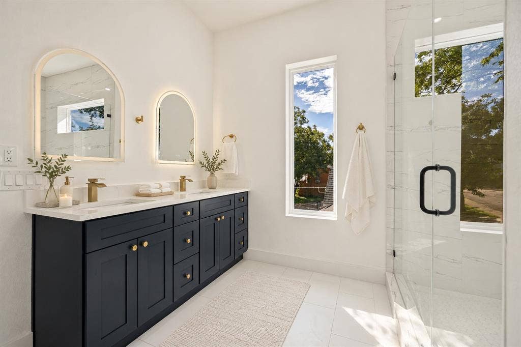 511 N Patton Street, Dallas, TX 75203 511 N Patton Street, Dallas, TX 75203