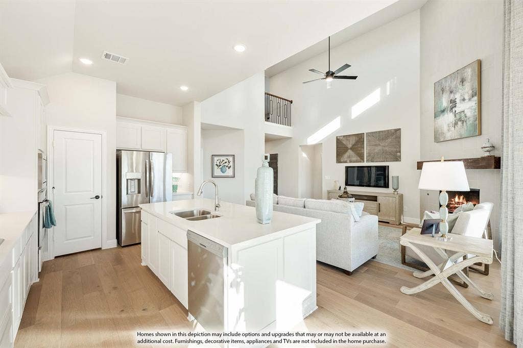 524 Pearly Top Drive, Glenn Heights, TX 75154