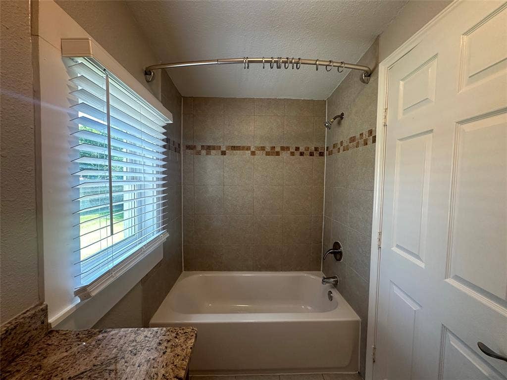 4318 Junius Street, #4, Dallas, TX 75246