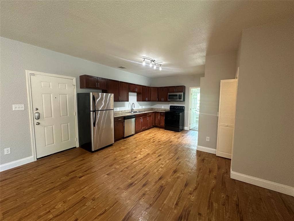 4318 Junius Street, #4, Dallas, TX 75246