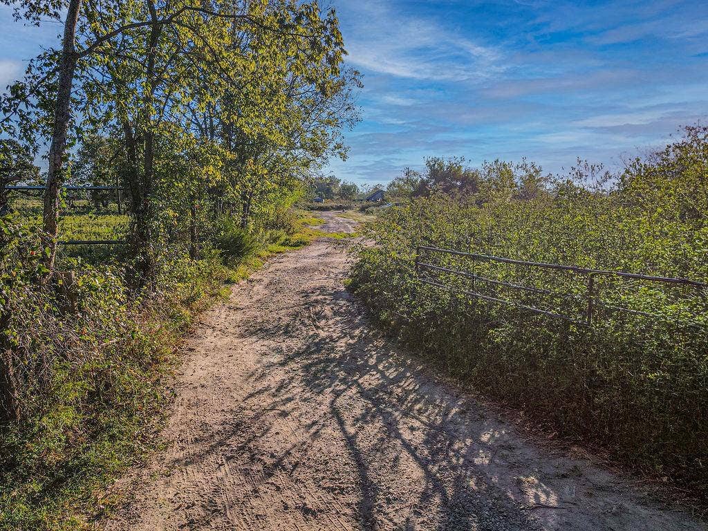 1929 County Road 122, Kaufman, TX 75142 1929 County Road 122, Kaufman, TX 75142