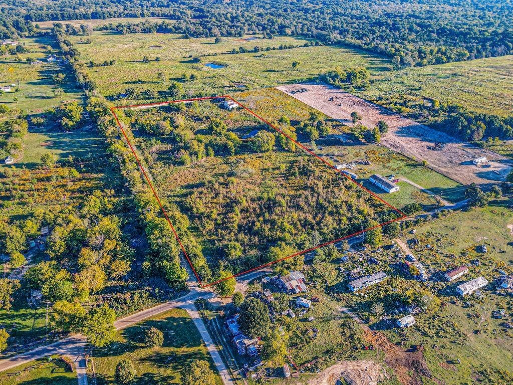 1929 County Road 122, Kaufman, TX 75142 1929 County Road 122, Kaufman, TX 75142