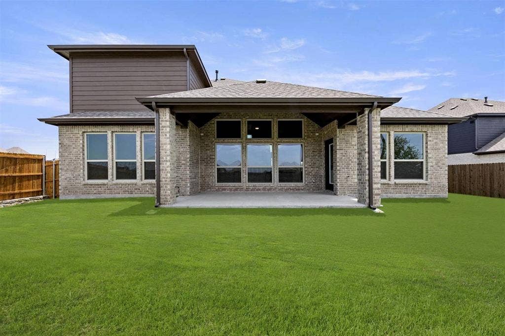 421 Curtiss Drive, Fate, TX 75087