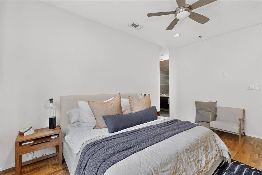 2006 Matilda Street, Dallas, TX 75206 2006 Matilda Street, Dallas, TX 75206