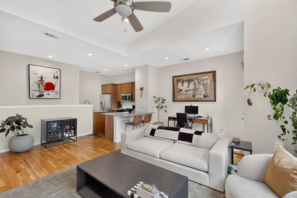 2006 Matilda Street, Dallas, TX 75206 2006 Matilda Street, Dallas, TX 75206