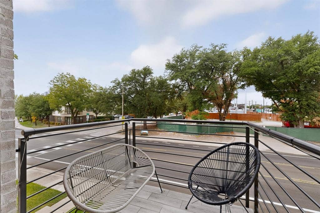 2006 Matilda Street, Dallas, TX 75206 2006 Matilda Street, Dallas, TX 75206