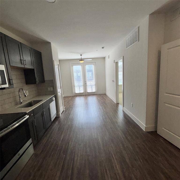 260 Davis Street, #1320, McKinney, TX 75069 260 Davis Street, #1320, McKinney, TX 75069