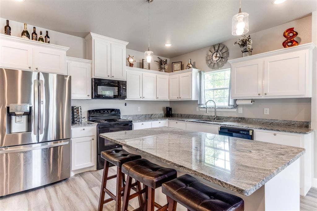3315 Pickett Street, Greenville, TX 75401 3315 Pickett Street, Greenville, TX 75401