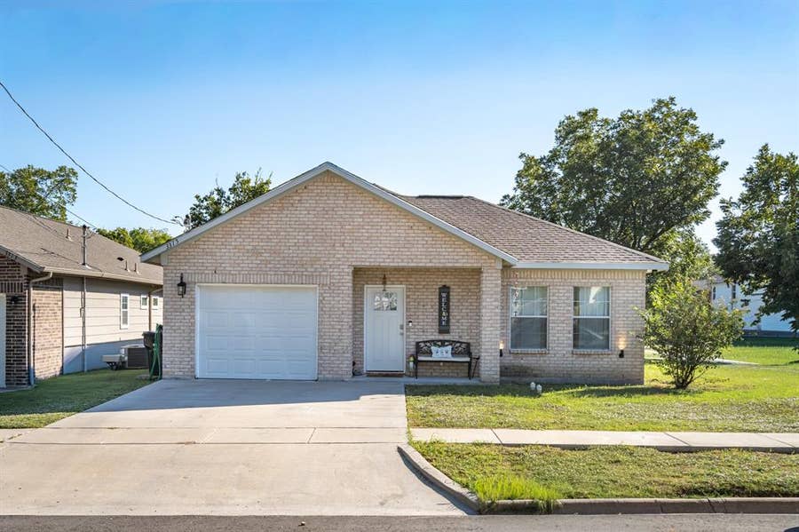 Property photo for 3315 Pickett Street, Greenville, TX