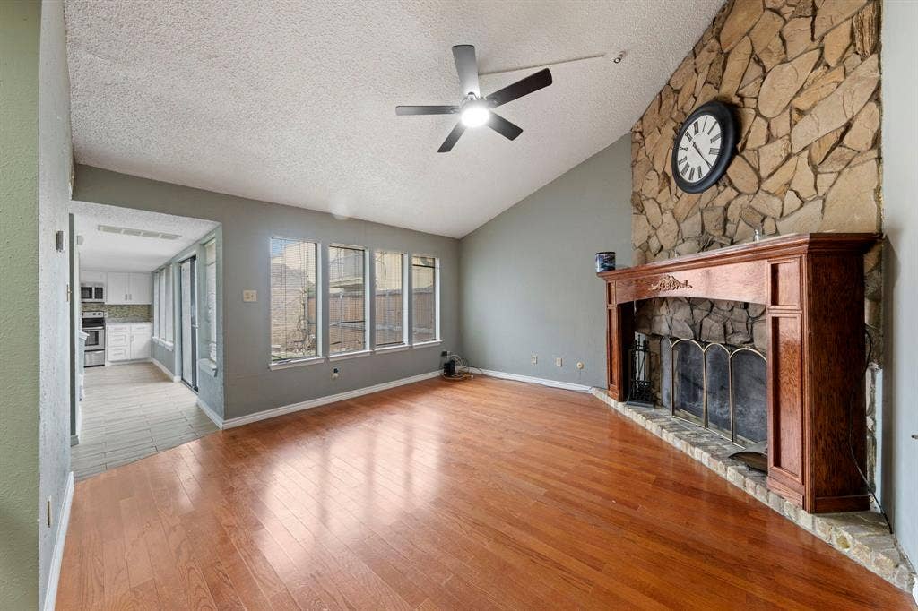 8560 Park Lane, #88/165, Dallas, TX 75231 8560 Park Lane, #88/165, Dallas, TX 75231