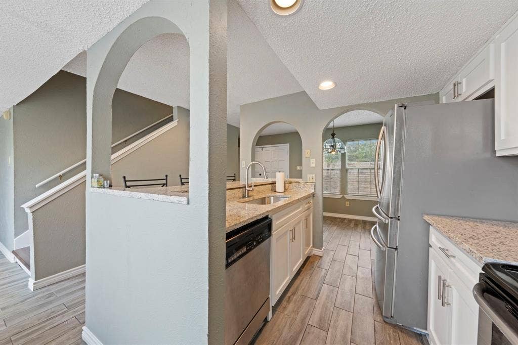 8560 Park Lane, #88/165, Dallas, TX 75231 8560 Park Lane, #88/165, Dallas, TX 75231