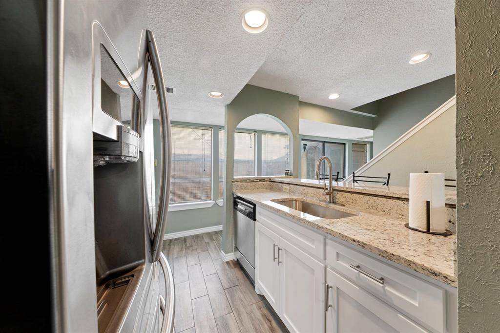 8560 Park Lane, #88/165, Dallas, TX 75231 8560 Park Lane, #88/165, Dallas, TX 75231