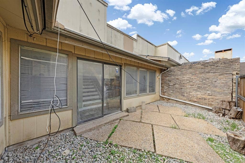 8560 Park Lane, #88/165, Dallas, TX 75231 8560 Park Lane, #88/165, Dallas, TX 75231