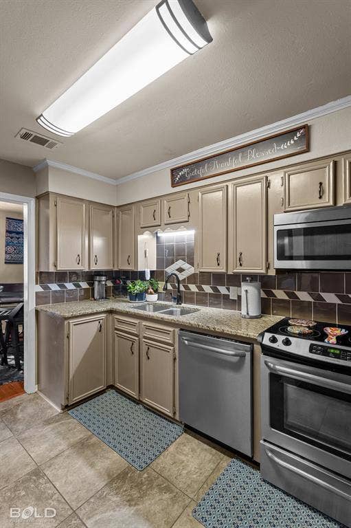 5640 S Lakeshore Drive, #47, Shreveport, LA 71119 5640 S Lakeshore Drive, #47, Shreveport, LA 71119