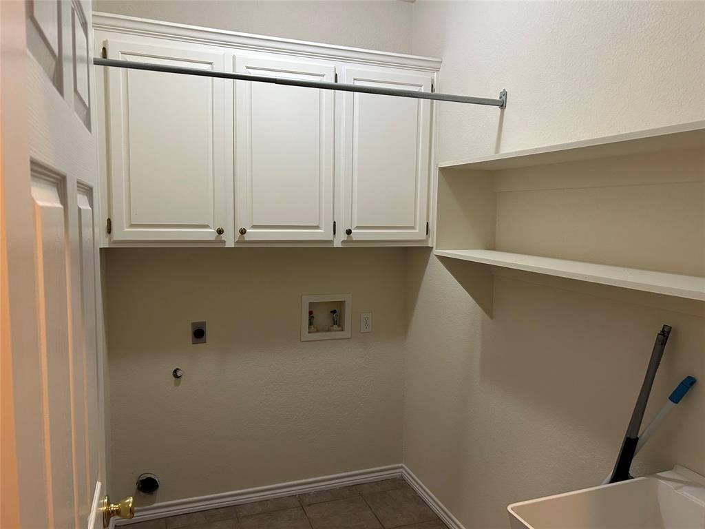 38017 Cedar Trail, Whitney, TX 76692