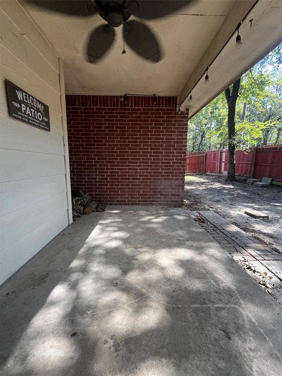 829 Shoreline Drive, West Tawakoni, TX 75474 829 Shoreline Drive, West Tawakoni, TX 75474