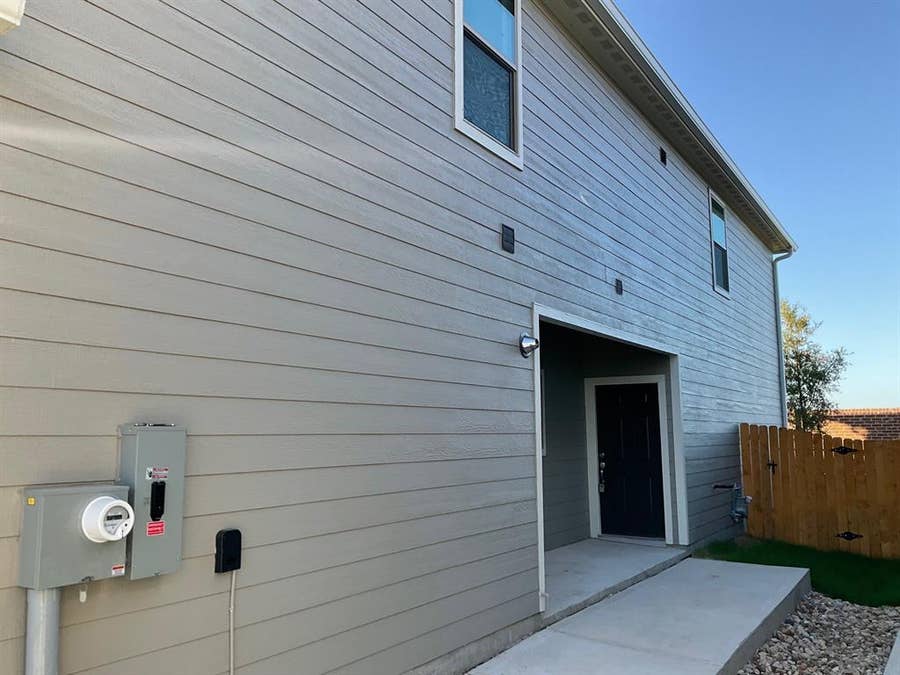 Property photo for 325 Stone Court, Princeton, TX