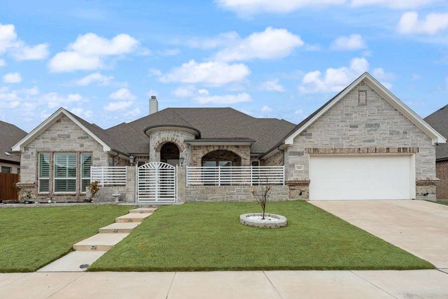 Property photo for 1424 Silent Springs Drive, Fort Worth, TX