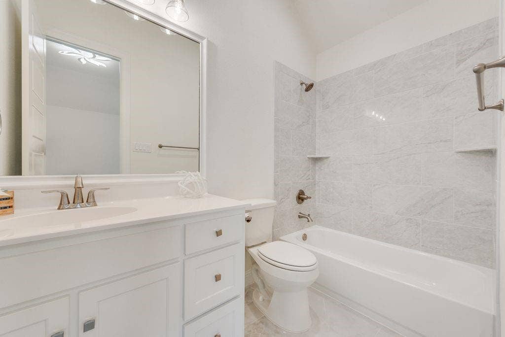 1424 Silent Springs Drive, Fort Worth, TX 76052