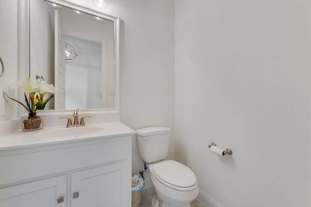 1424 Silent Springs Drive, Fort Worth, TX 76052