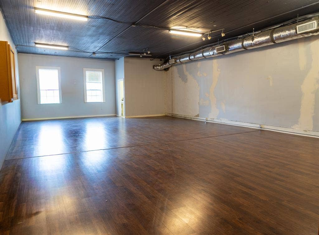 417 E Wallace Street, San Saba, TX 76877