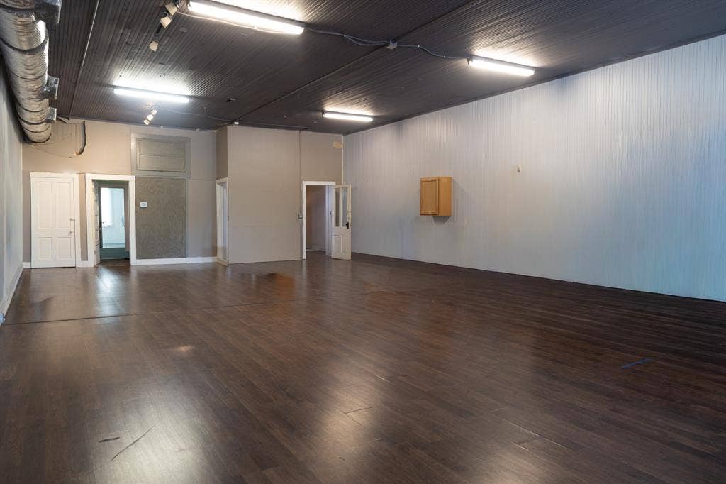 417 E Wallace Street, San Saba, TX 76877