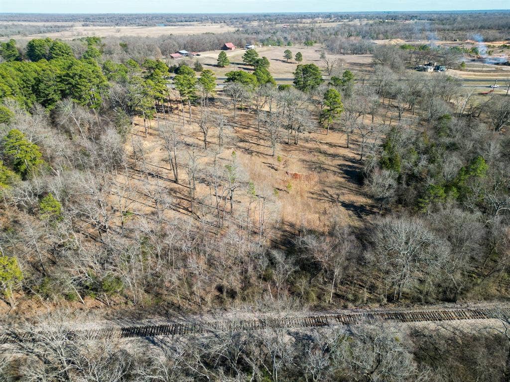 11577 N US Highway 271, Arthur City, TX 75411